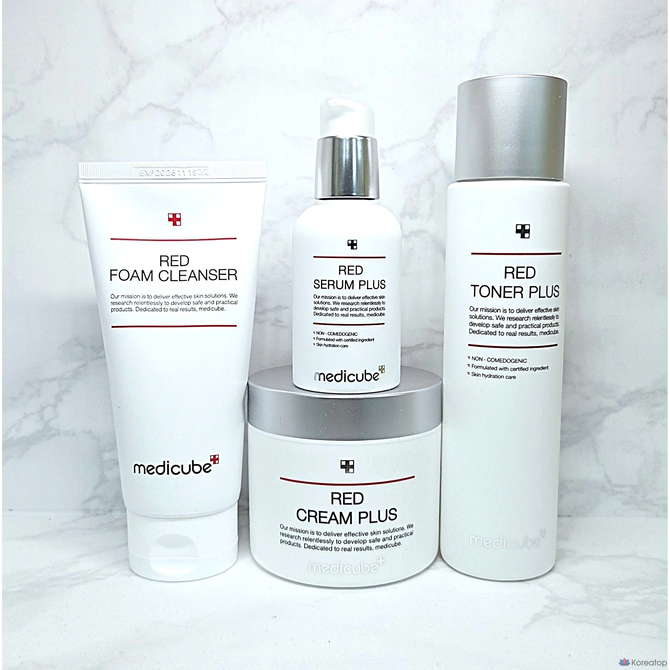 Набор для ухода Medicube Red Line 2.0 Plus 4-piece Set (для проблемной кожи), 1 шт.