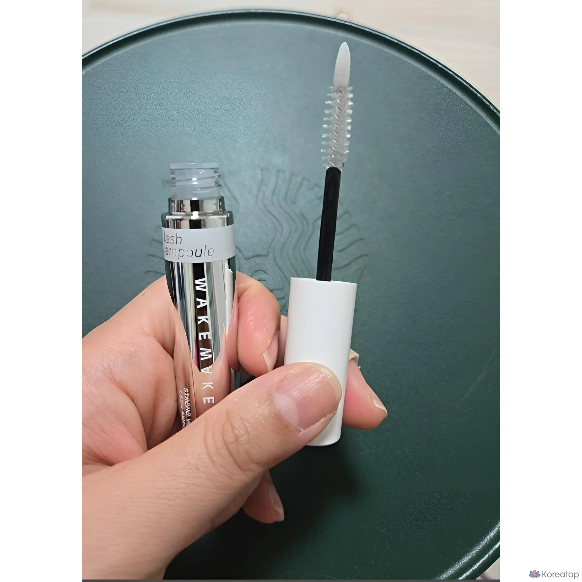 Сыворотка для ресниц WAKEMAKE Strong Volume Lash Ampoule, 7.5 г, 1 шт.