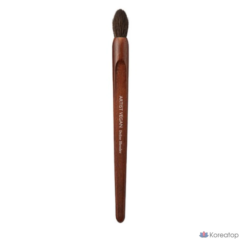Кисть для смешивания цветов Too Cool for School Artist Vegan Define Blender Brush, 1 шт.