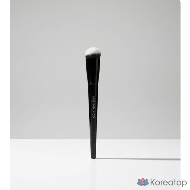 Кисть для тональной основы Jungsaemmool Masterclass, 1 шт.