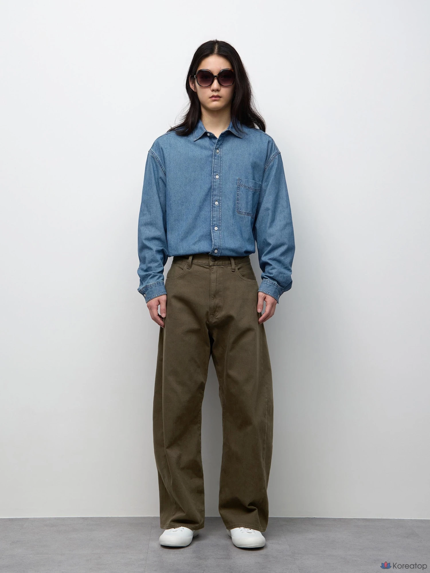 Джинсы Uniqlo 3D Barrel Leg Jeans, длина ноги 73-76 см