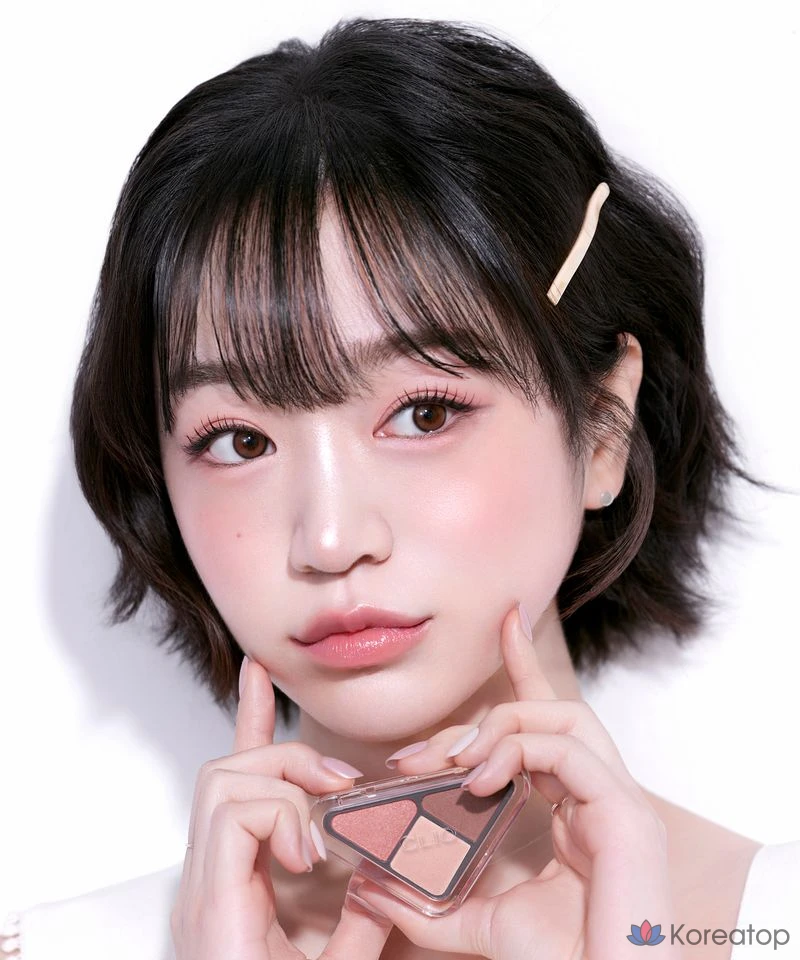 Тени для век Clio Essential Shadow Tap, оттенок 04 Nude Fly, 1 шт.