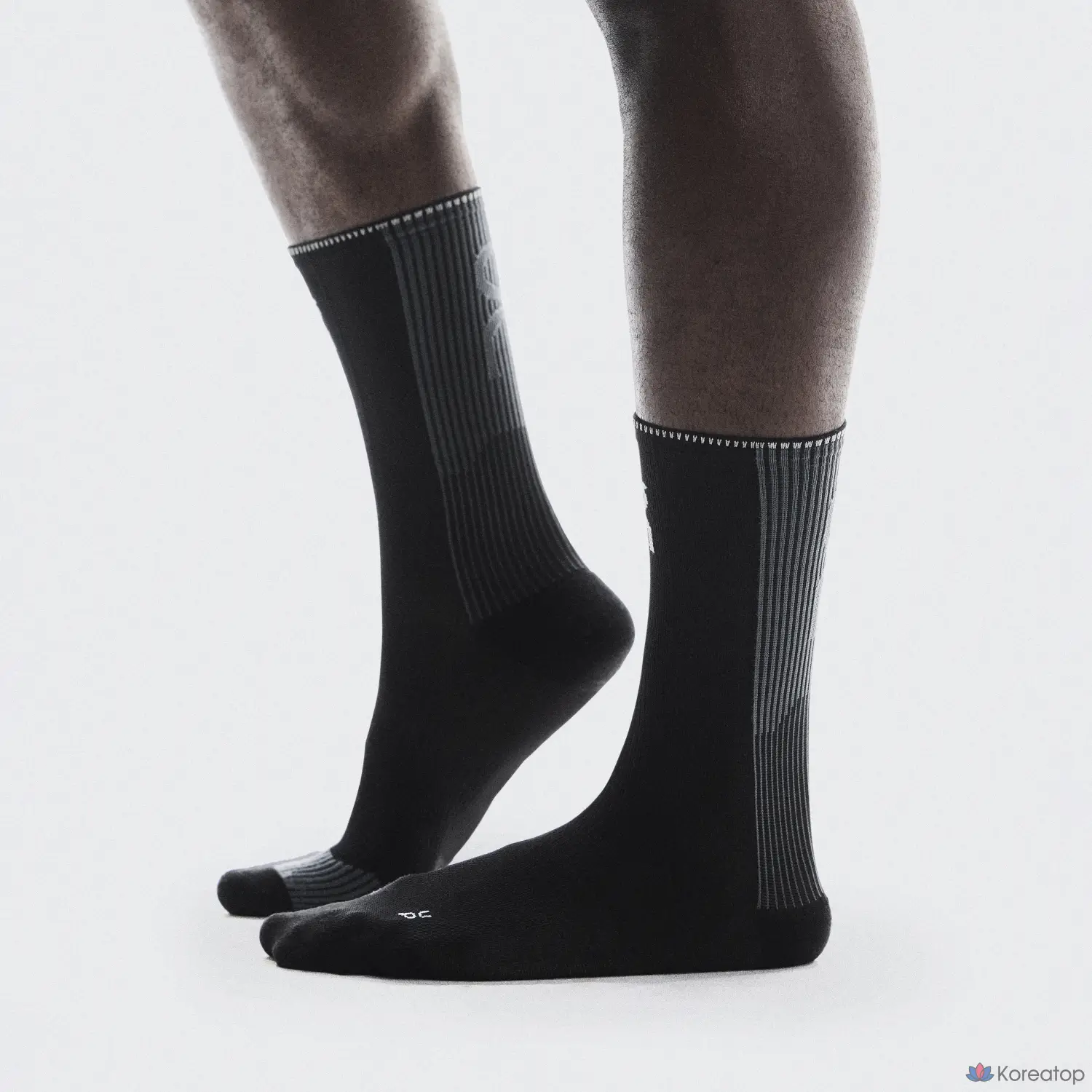 Носки ON Performance Run Sock High