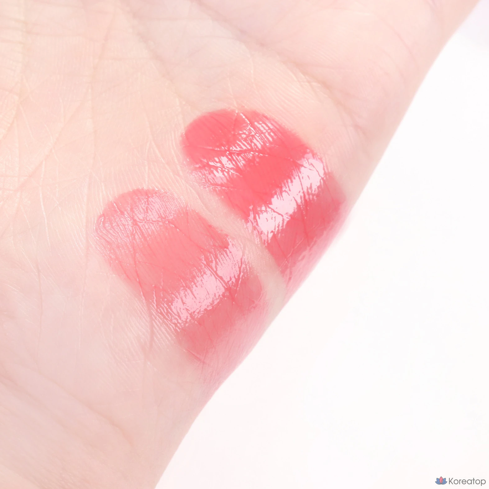 Бальзам для губ AGE 20S Careglow Lip Balm Pink For Every Heart Edition, оттенок 1 Everywhere, 3.5 г, 1 шт.