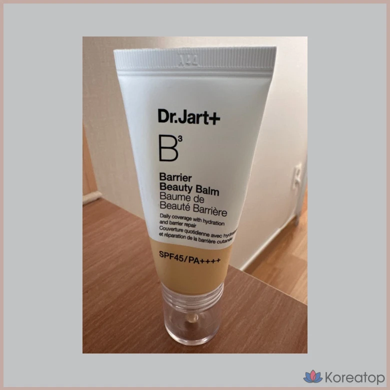 Бальзам для лица Dr. Jart+ The Makeup Barrier Beauty Balm (SFP45 PA++++) 3 вида витамина B, идеально увлажняющий барьер для кожи, плотное покрытие, 2 оттенка, Dr. Jart+, № 01 Light, 30 мл, 1 шт., фото 2