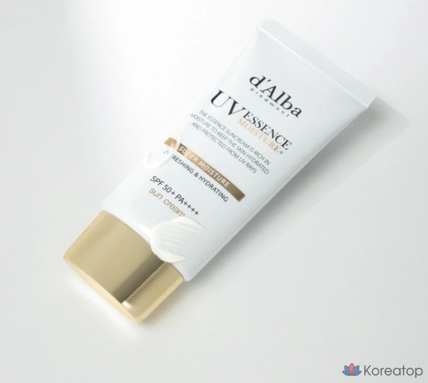 Увлажняющая эссенция-солнцезащитный крем D'alba Super Moisture Essence SPF50+ PA++++, 1 шт.