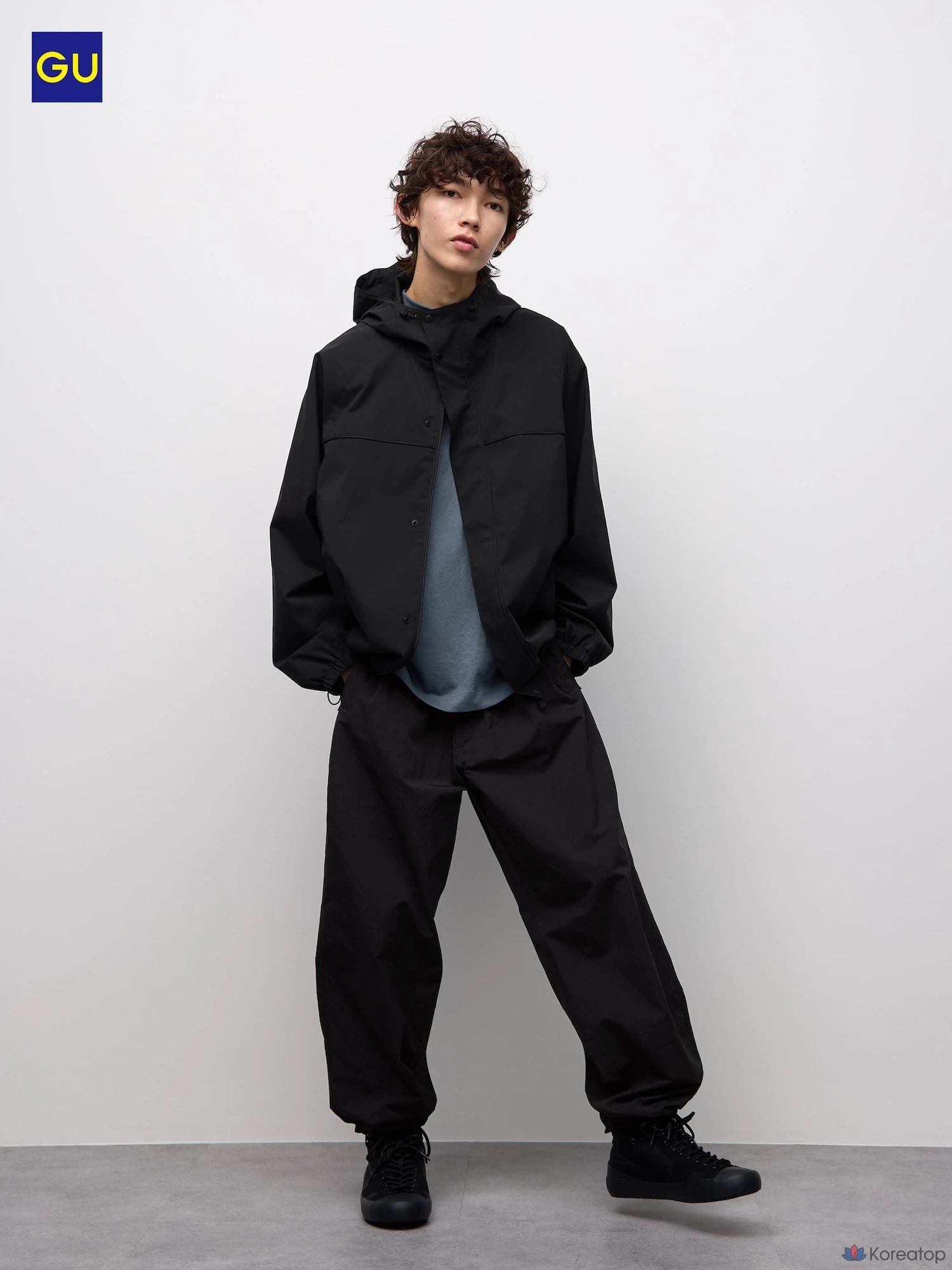 Брюки Uniqlo Nylon Ripstop Wide Utility Pants