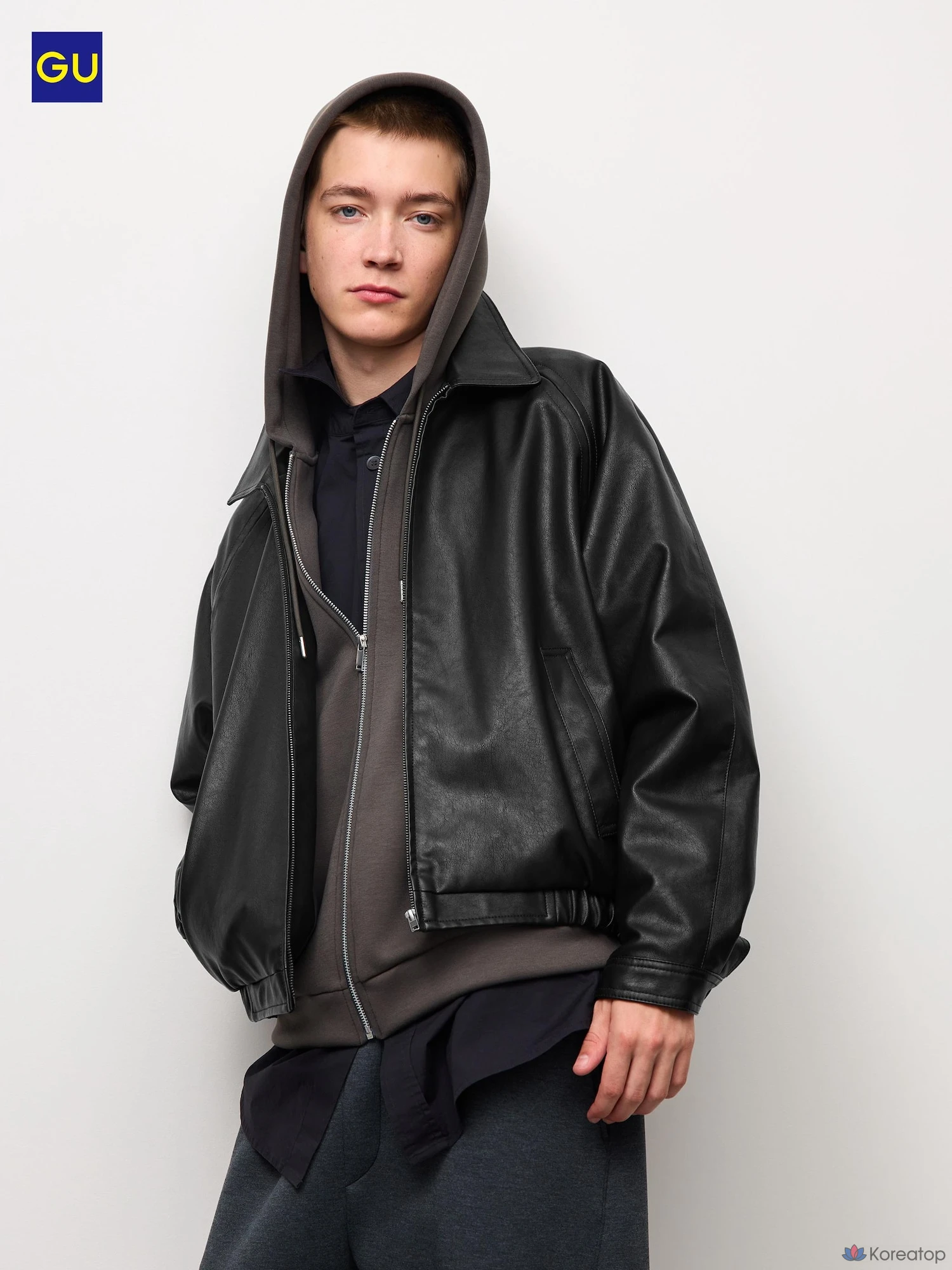 Куртка на молнии Uniqlo Faux Leather Zip-Up Jacket