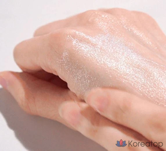 Holika Holika Aloe Водостойкий солнцезащитный крем SPF50+ PA++++, 70 мл, 1 шт.