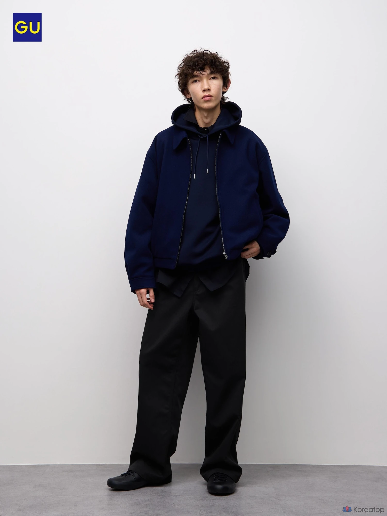 Брюки Uniqlo Chino Wide Straight Pants