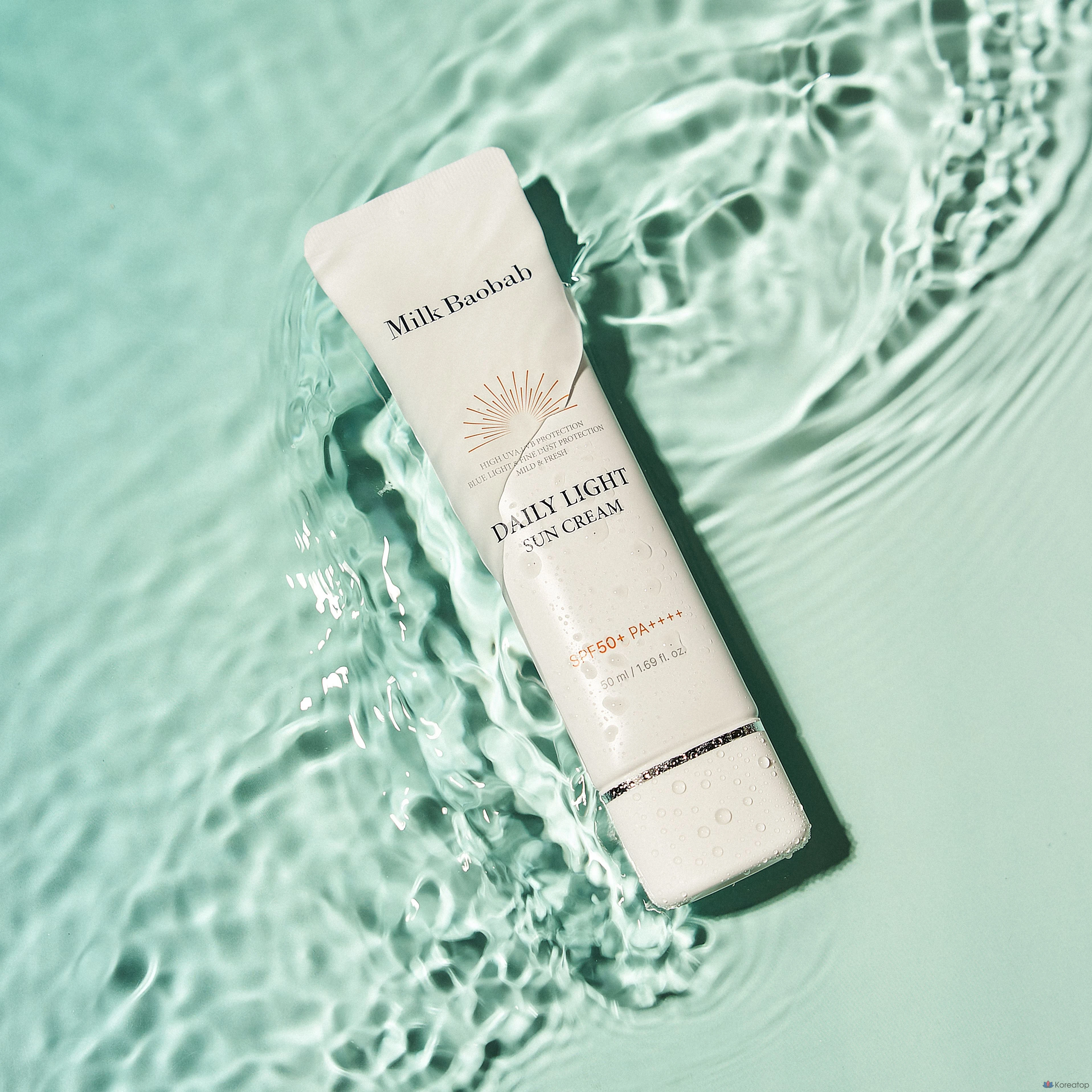 Солнцезащитный крем Milk Baobab Daily Light Sunscreen SPF50+ PA++++, 1 шт., 50 мл