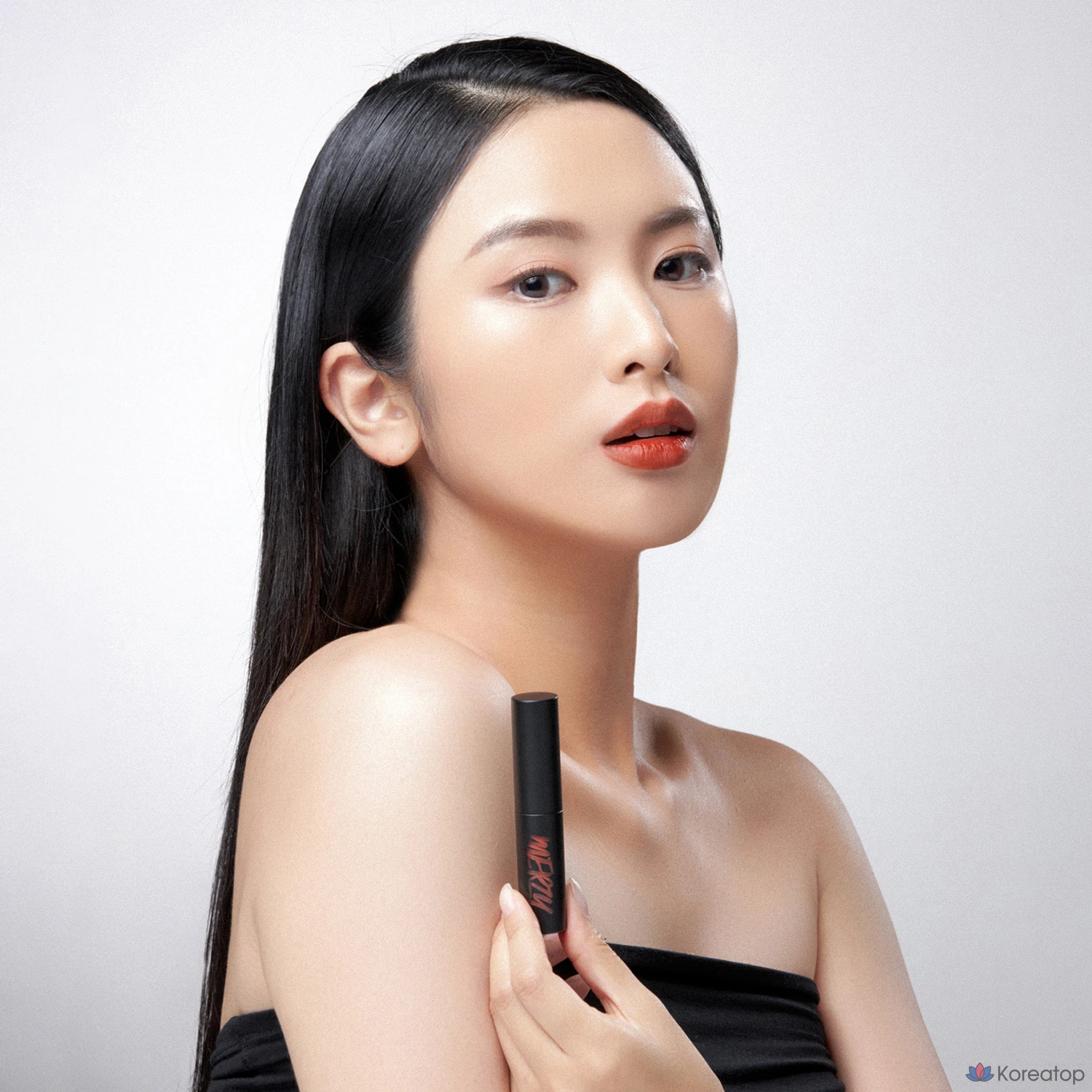 Тинт для губ MERZY the First Velvet Lip Tint, V8 Prague Orange, 4,5 г, 1 шт., фото 3