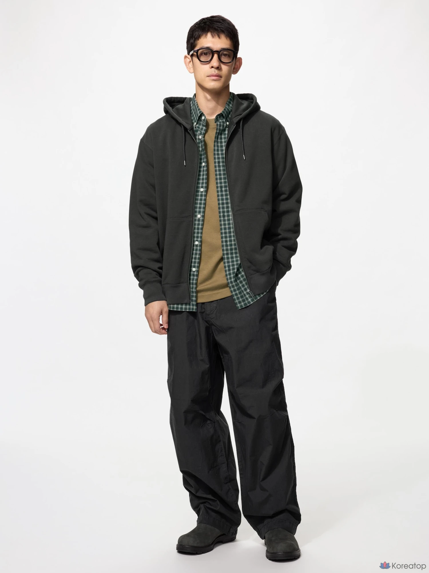 Брюки Uniqlo Parachute Pants