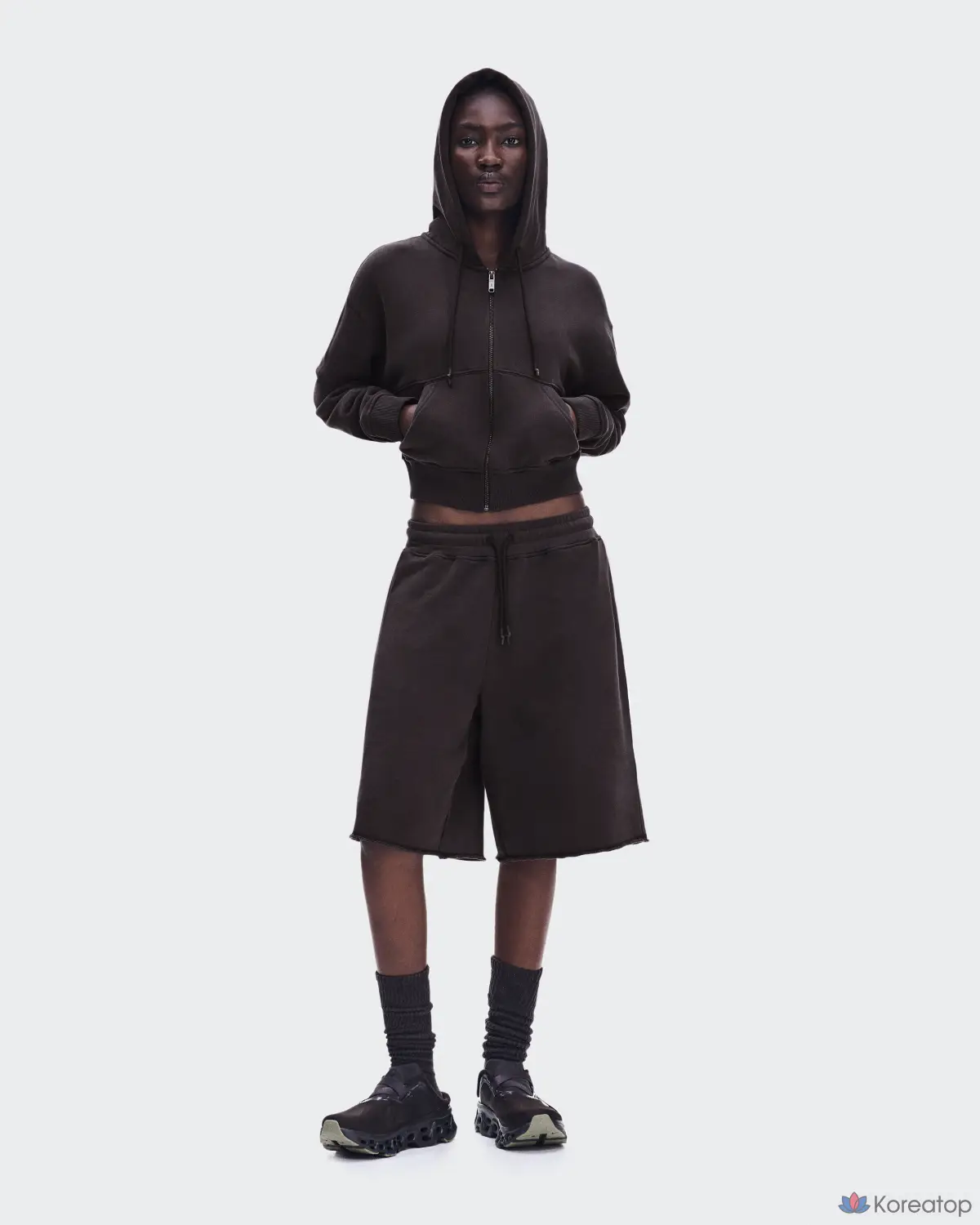 Шорты ON Club Collective Short FKA