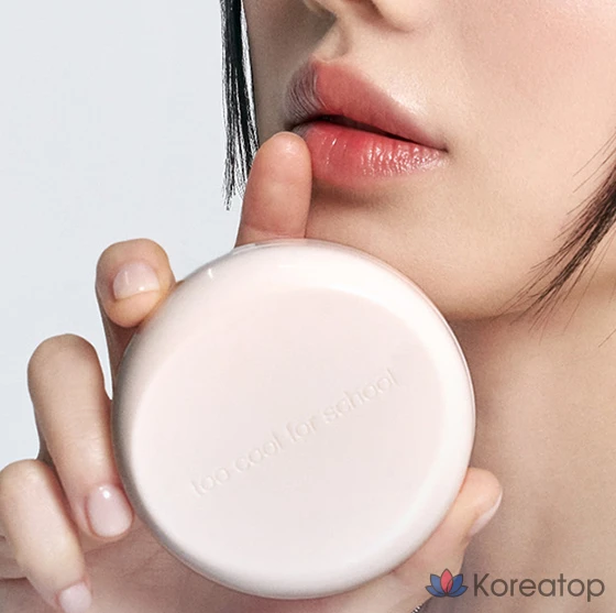 Набор тональных кремов Too cool for school Fixing Dew Cushion Foundation 12 г + сменный блок 12 г, № 1, фарфоровый, 1 шт.