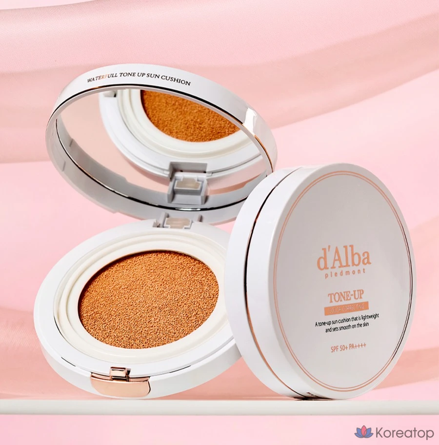 Солнцезащитный крем D'alba Waterful Tone-Up Sun Cushion 15 г + набор сменных блоков SPF50+ PA++++, 1 шт.