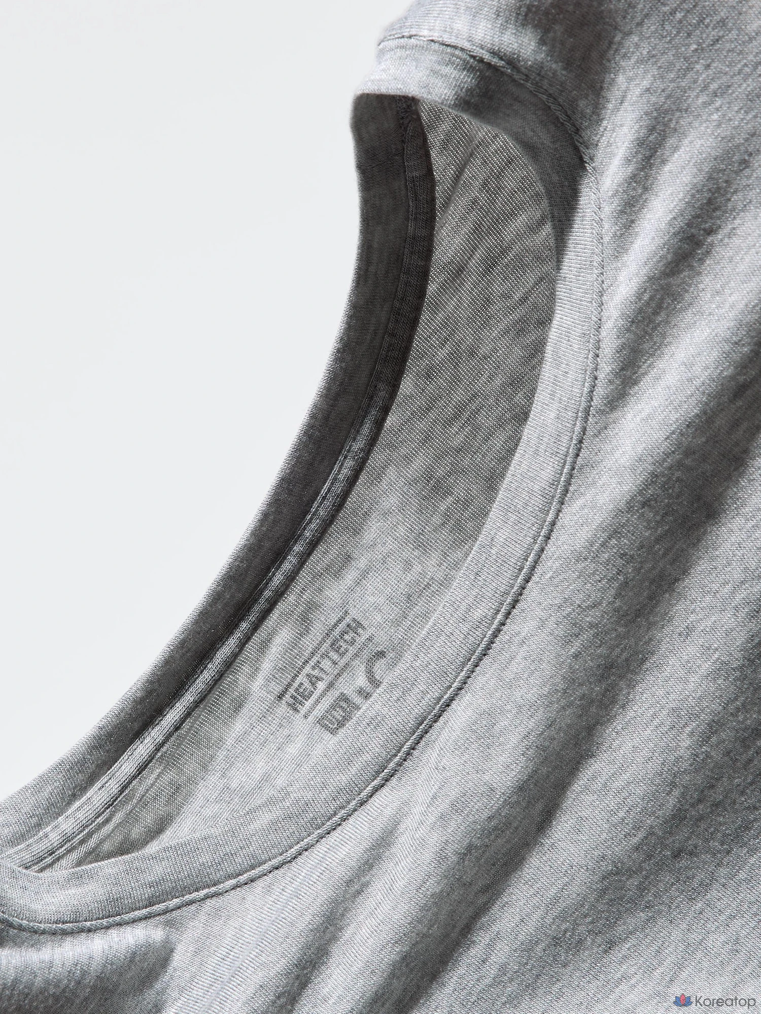 Футболка с длинным рукавом Uniqlo Heattech Cashmere Blend U-Neck Extra Warm
