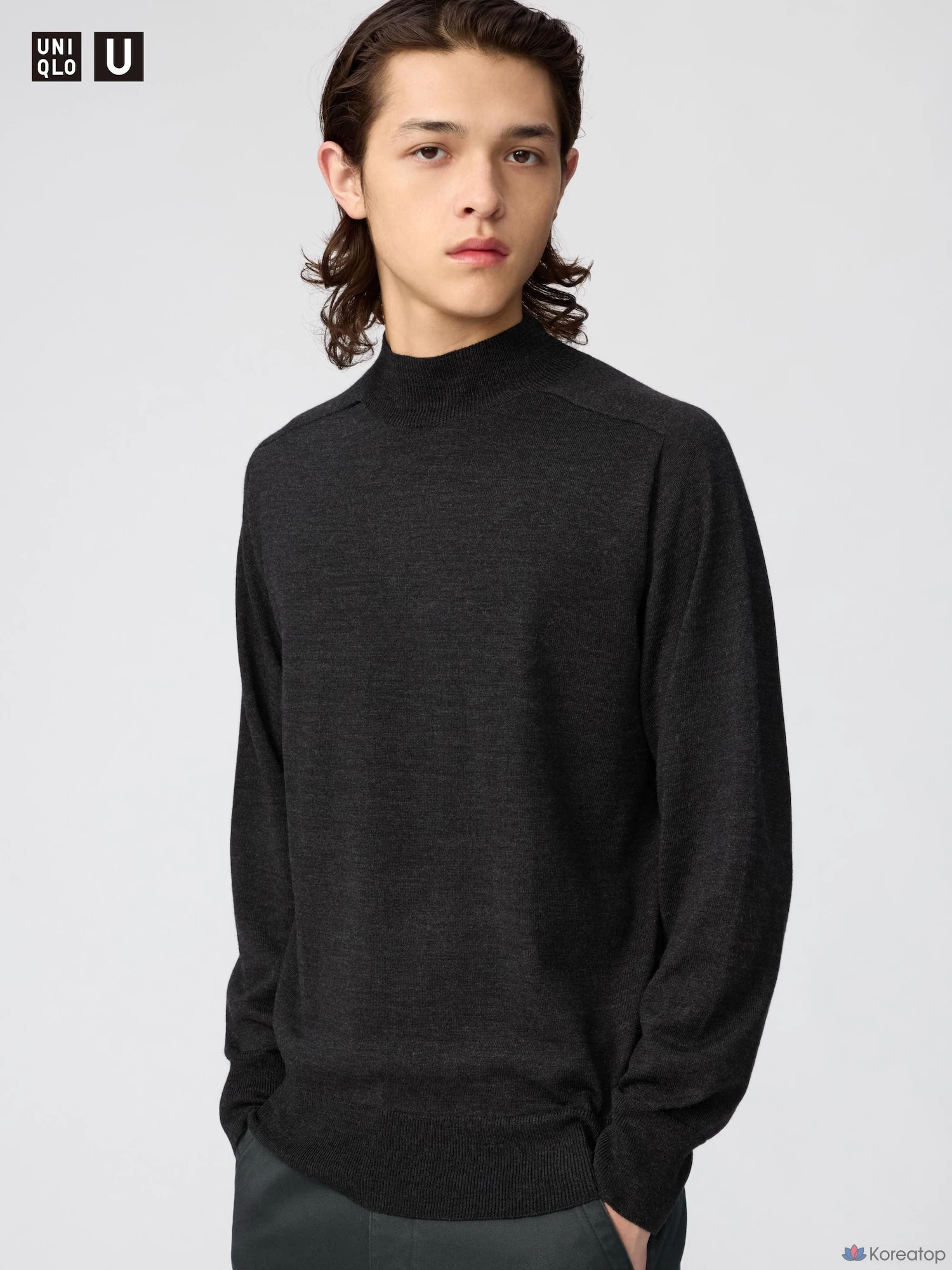 Свитер Uniqlo 3D Knit Mock Neck Sweater