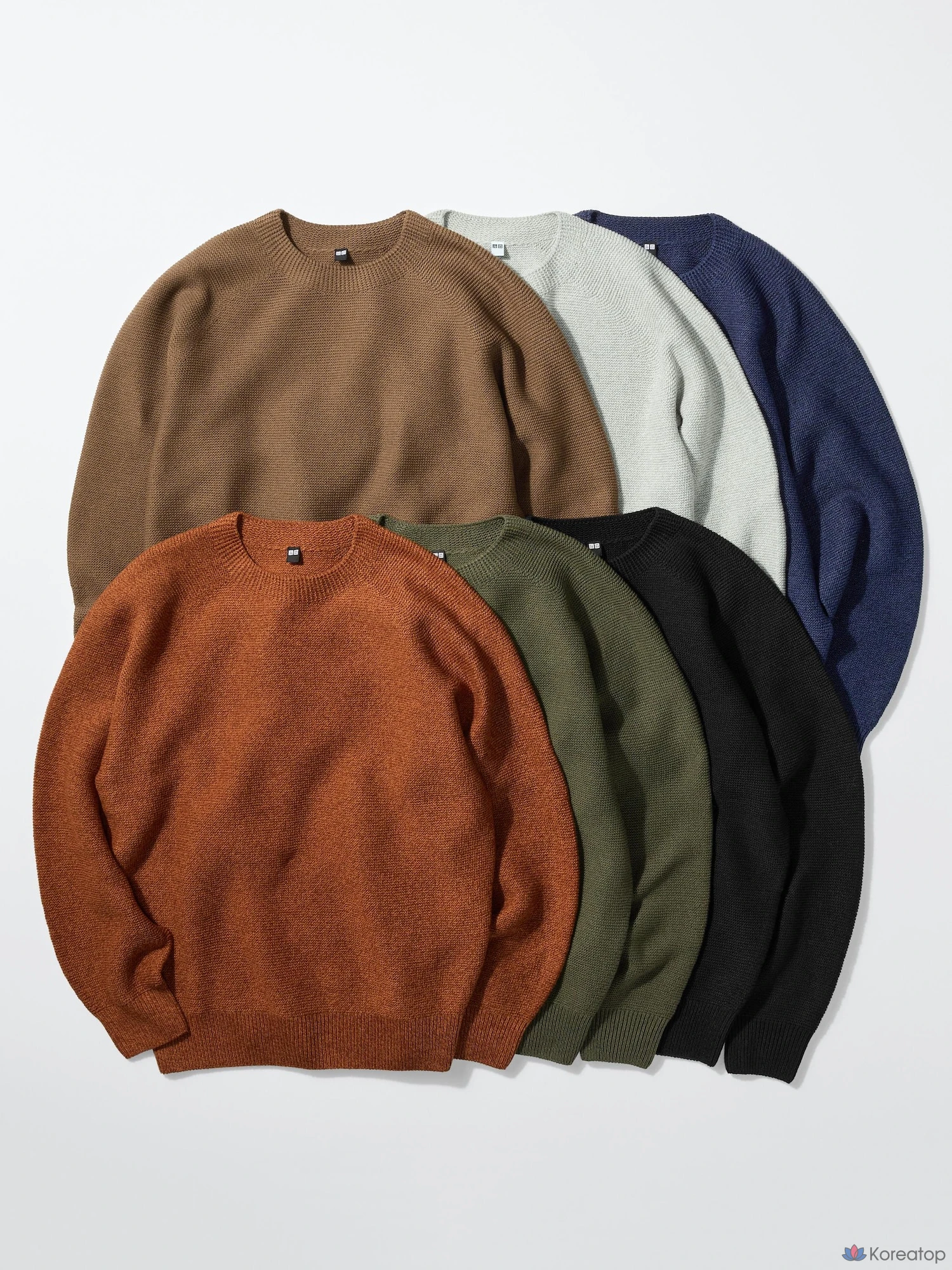 Свитер Uniqlo Washable 3D Knit Crew Neck Sweater