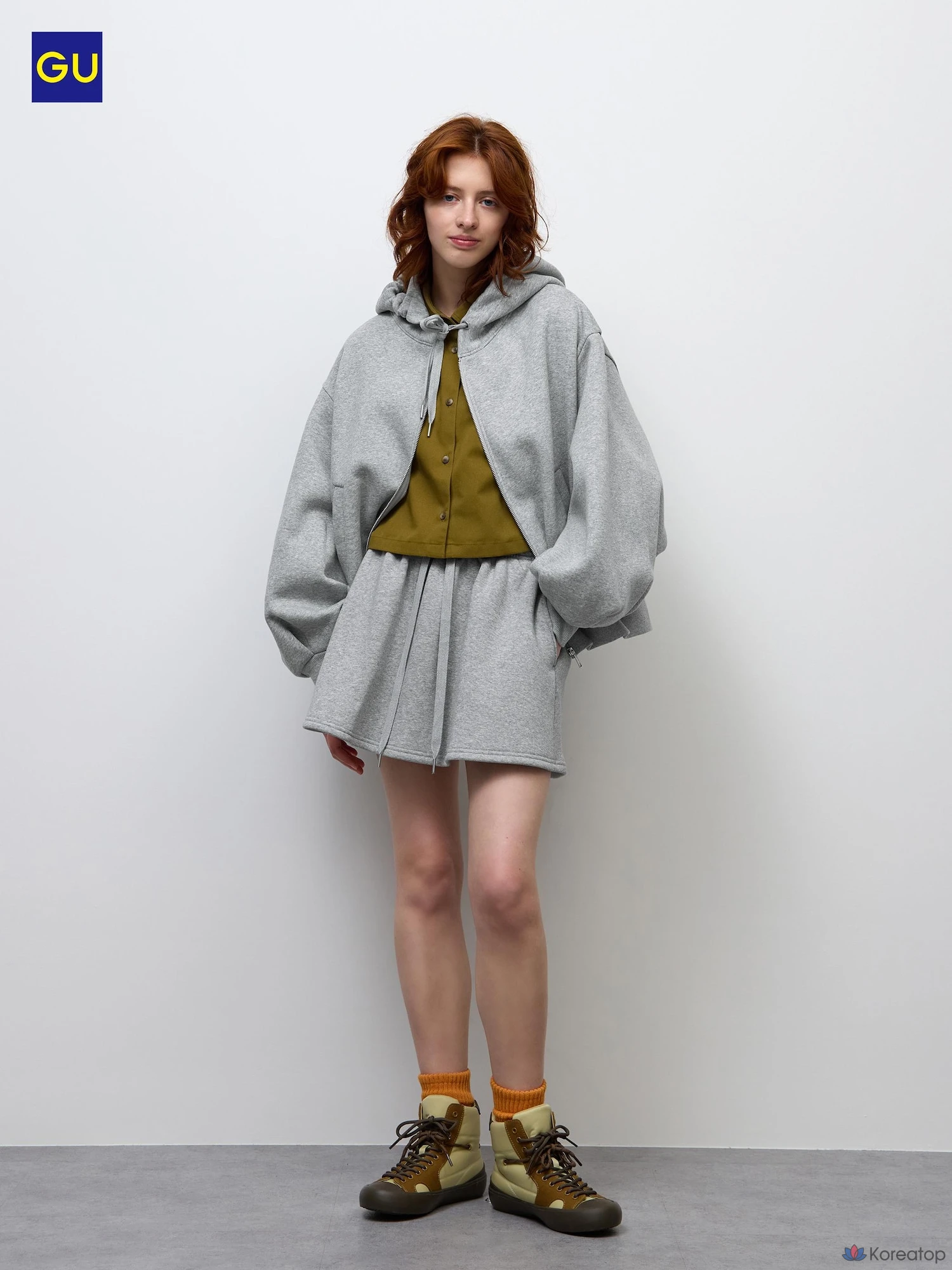 Мини-юбка Uniqlo Sweat Mini Skirt