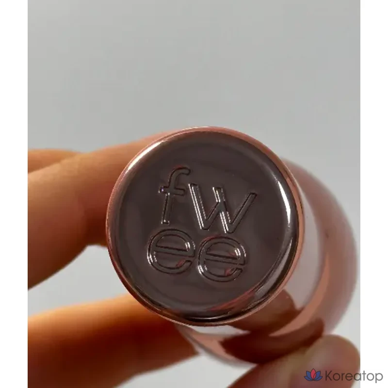 Блеск для губ fwee 3D Volumizing Gloss 70%, оттенок Peach, 1 шт., фото 2