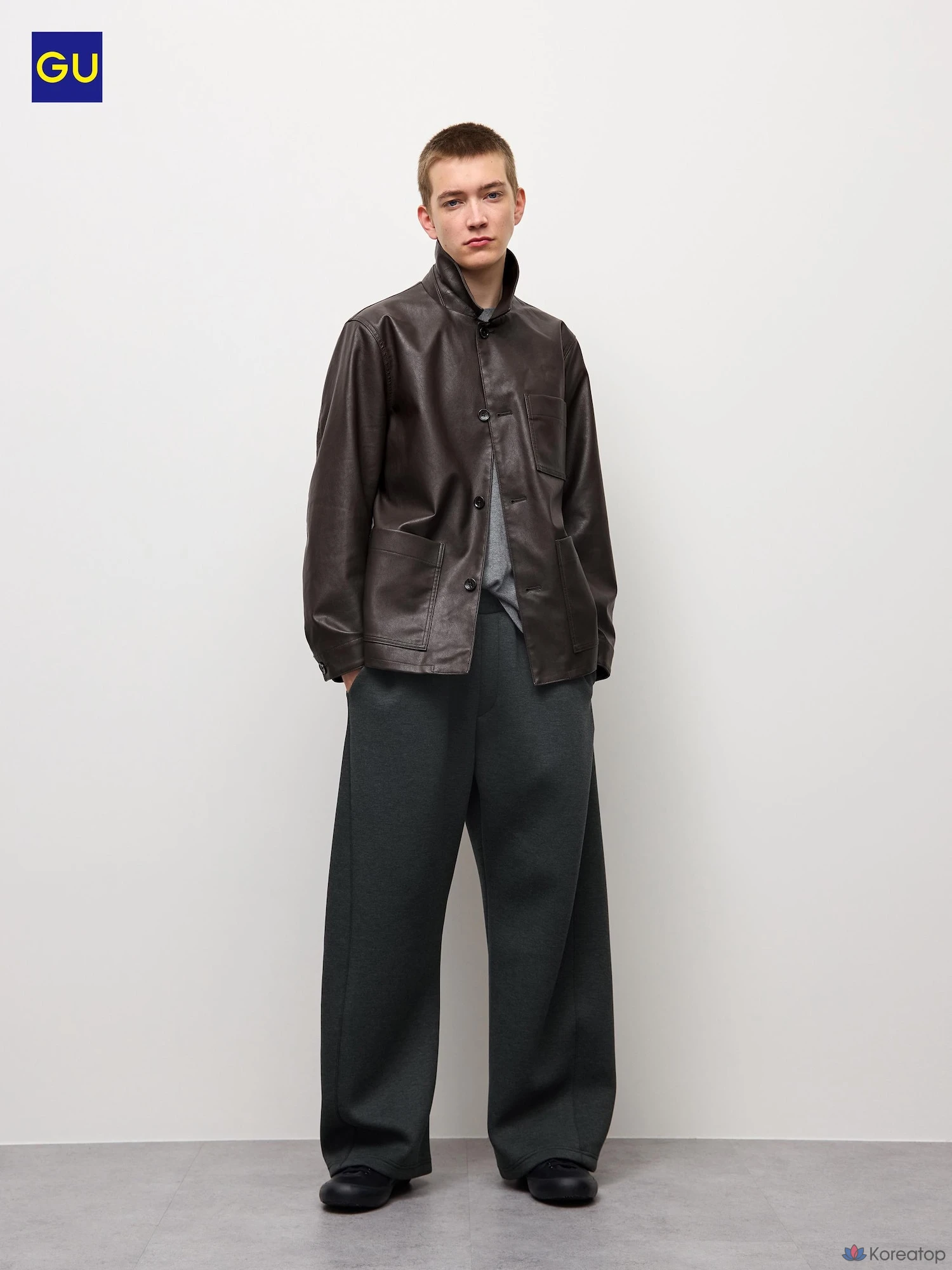 Брюки Uniqlo Smooth Sweat Barrel Leg Pants