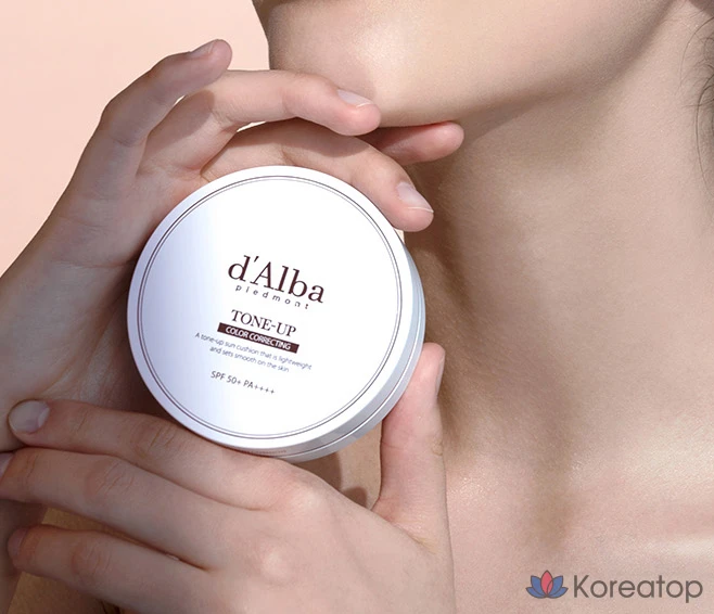 Солнцезащитный кушон D'alba Waterfull Tone-Up SPF50+ PA++++, 15 г, 1 шт.