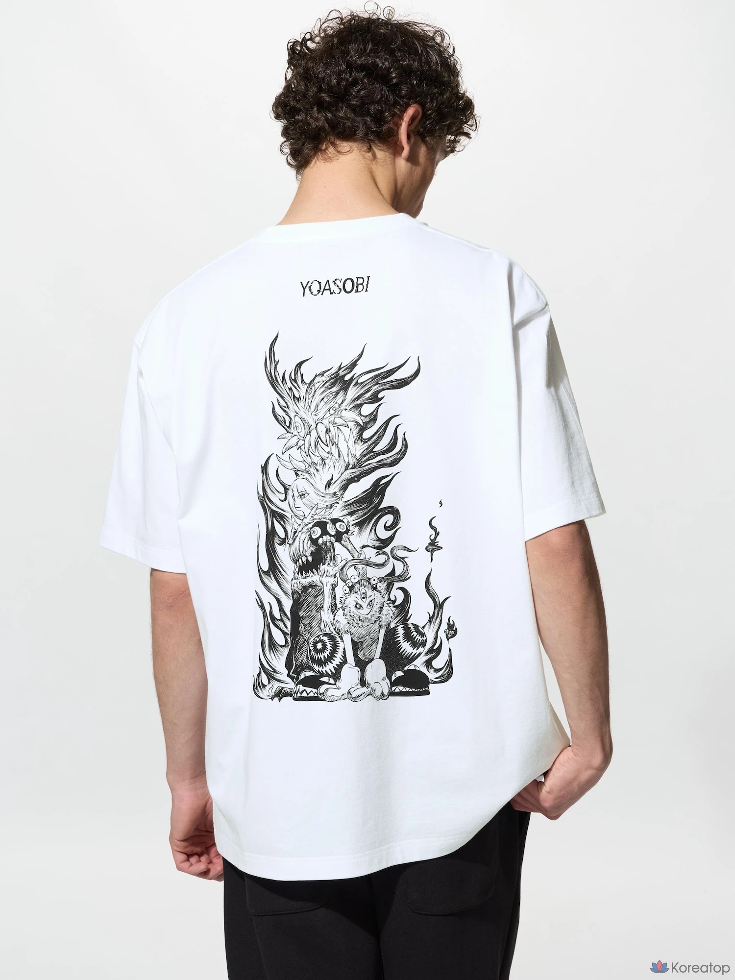 Футболка Uniqlo YOASOBI UT Graphic T