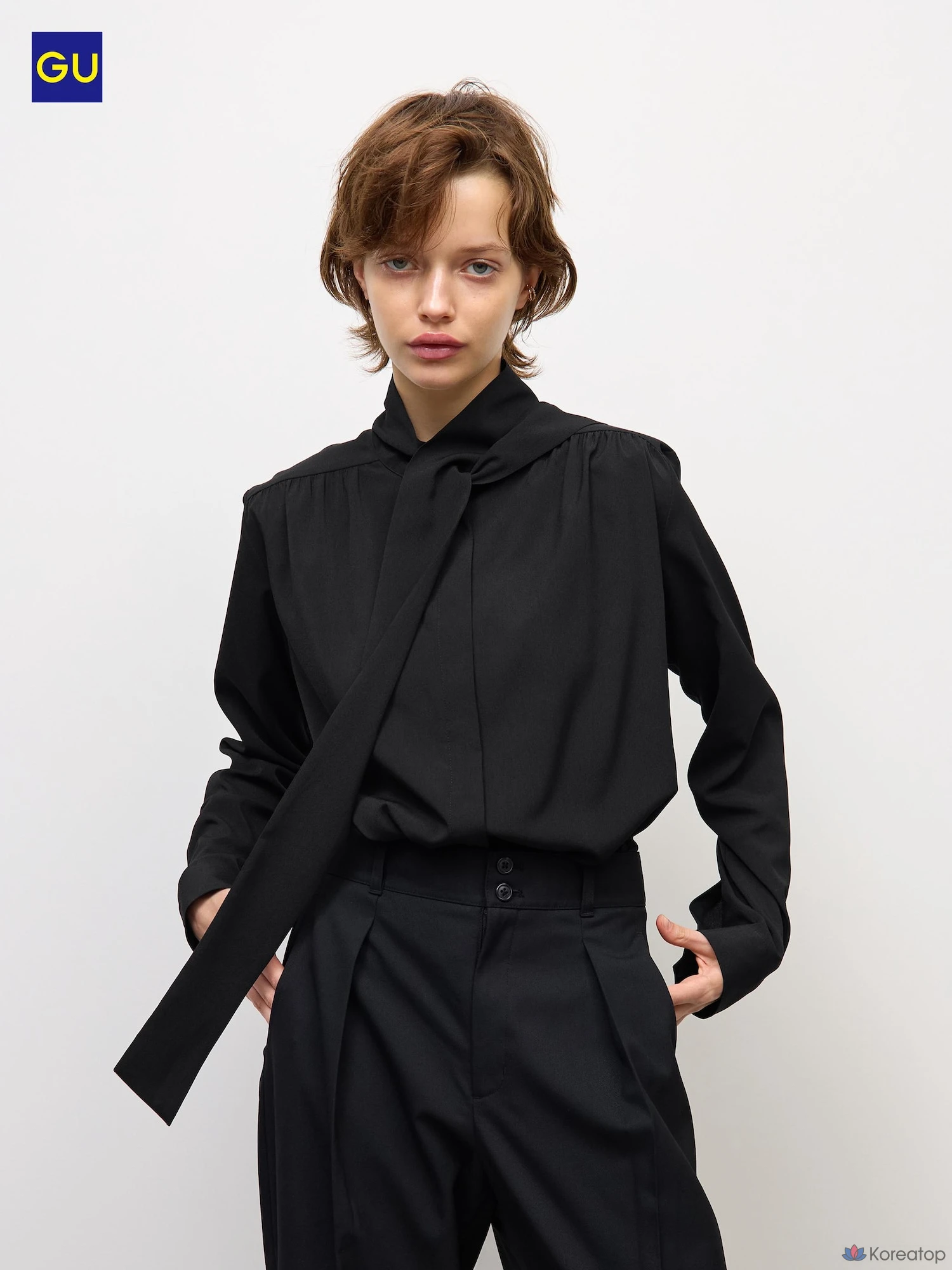 Блузка Uniqlo Bow Tie Blouse