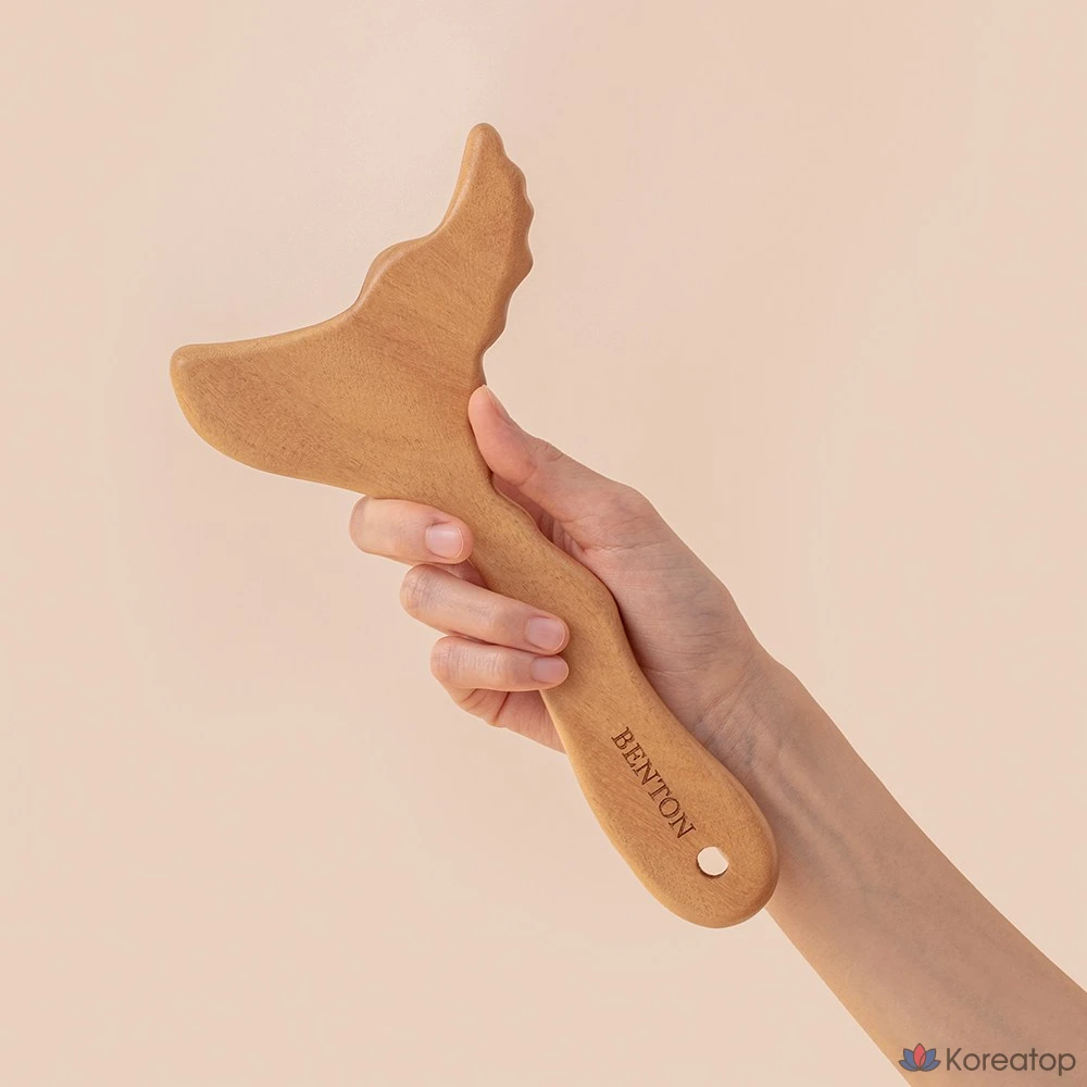 Массажер для тела Benton Body Guasha, деревянный, 1 шт.