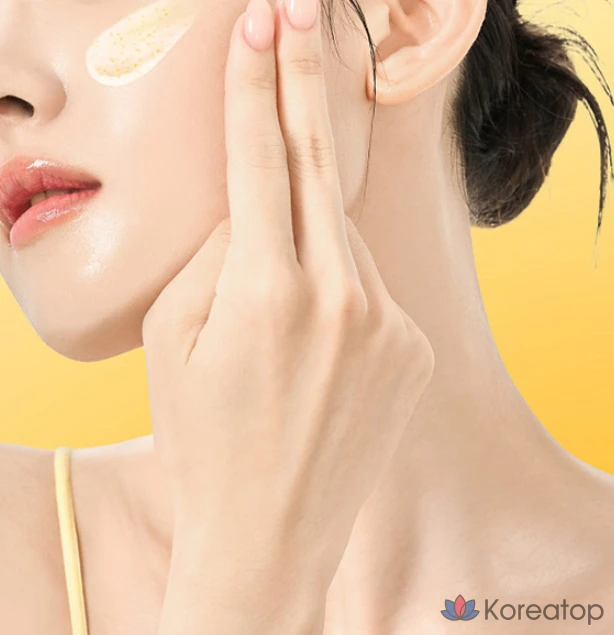 Набор D'alba Vita: тонирующий крем-капсулы 55 г (2 шт.) + очищающая сыворотка 3 мл (3 шт.), 1 шт.