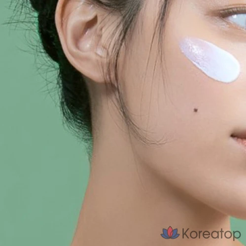 Солнцезащитный крем UIQ Biome Remedy Mild Sunscreen SPF50+ PA++++, 50 мл, 1 шт.