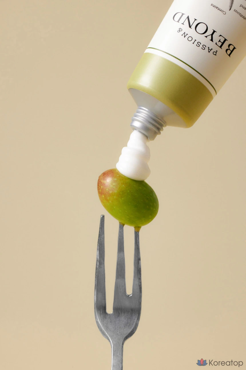 Крем для рук BEYOND Classic, глубокое увлажнение, оливково-зеленый, цветочный мускус, 30 мл, 1 шт.