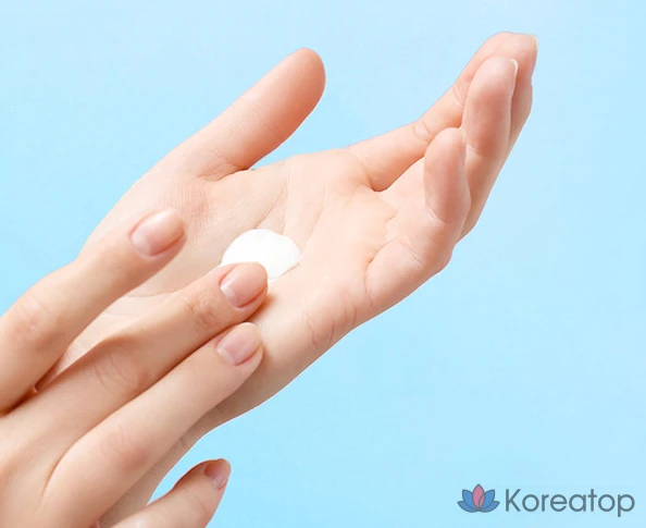 Увлажняющий крем HANSKIN Real Complexion с гиалуроновой кислотой, 50 мл, 1 шт.