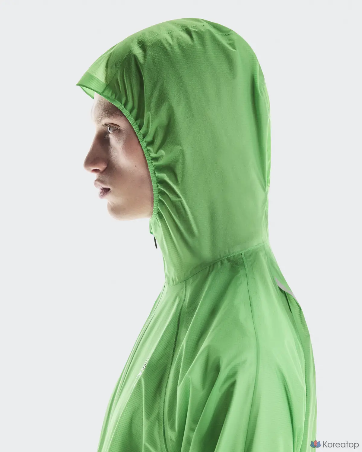 Куртка ON Ultra Jacket LOEWE