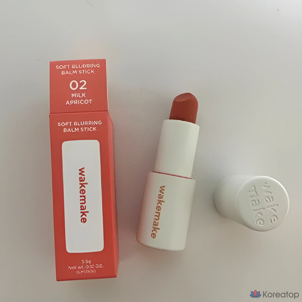 Мягкий разглаживающий бальзам-стик Color WAKEMAKE, 1 шт., 02 Milk Apricot