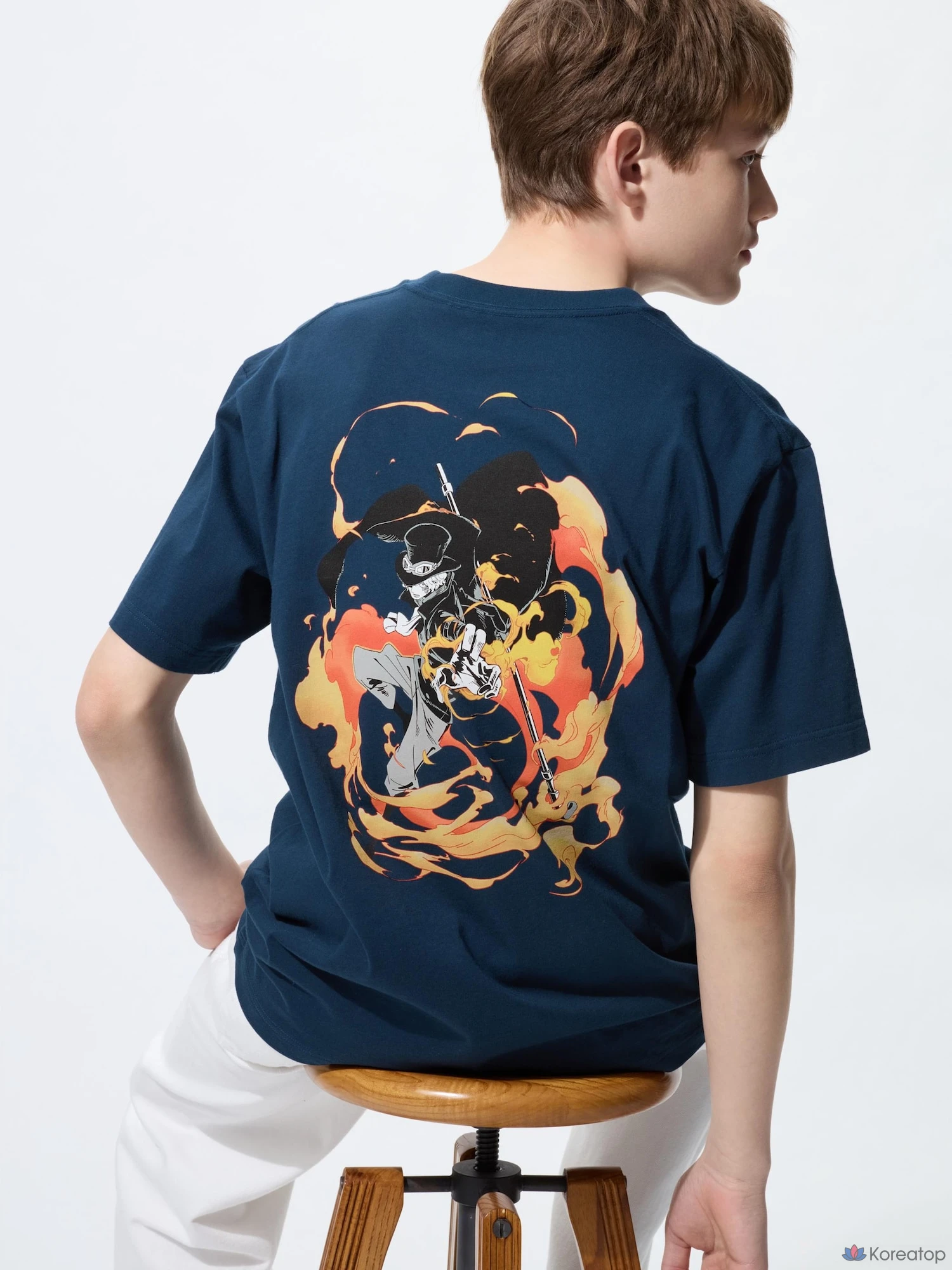 Футболка Uniqlo ONE PIECE UT Graphic T B