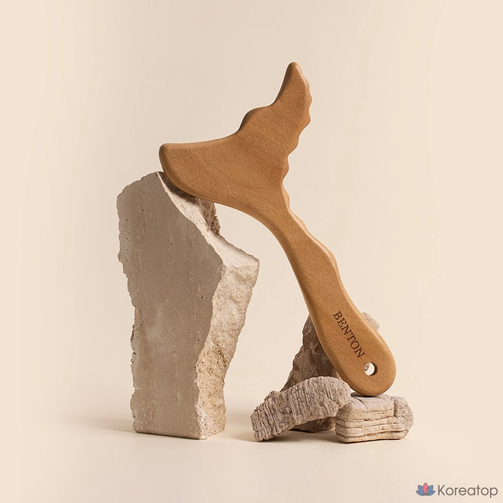 Массажер для тела Benton Body Guasha, деревянный, 1 шт.