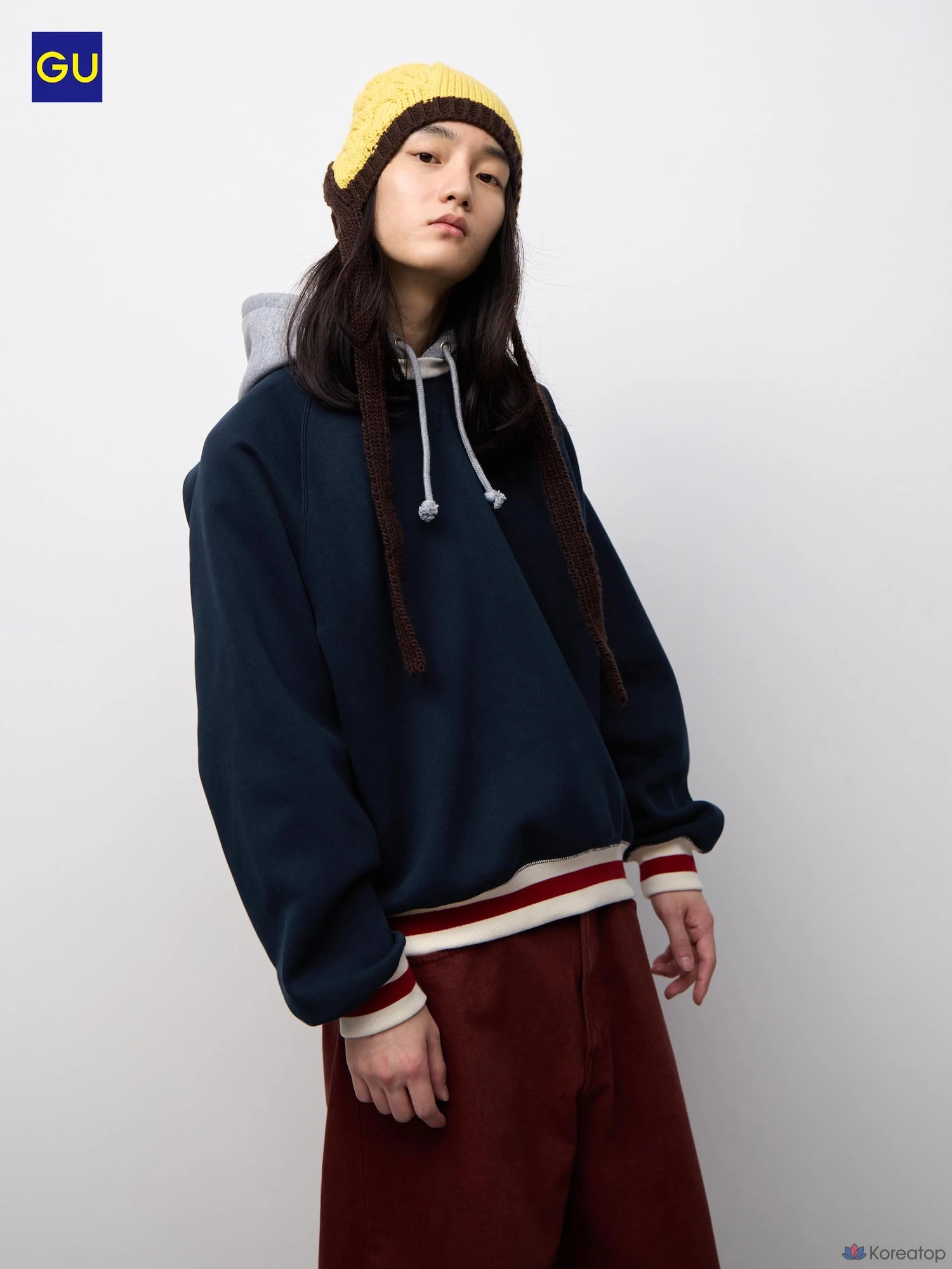 Худи Uniqlo Heavyweight Sweat Cocoon Hoodie, двухцветный