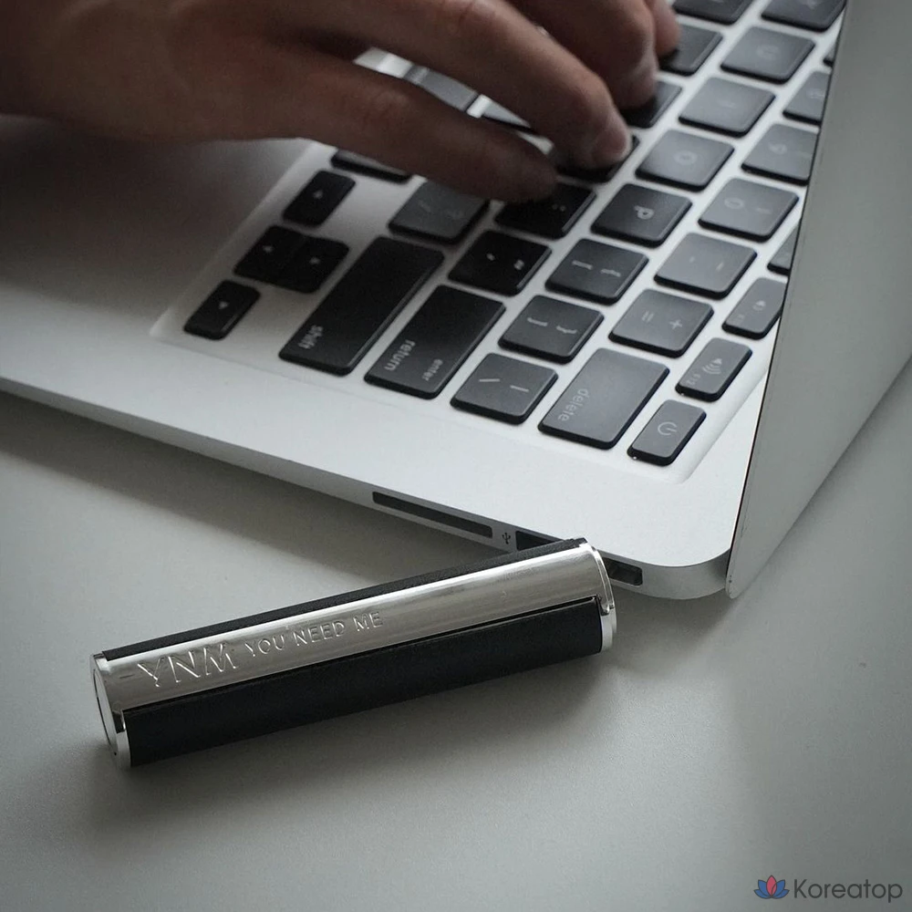 Бальзам для губ YNM Men's Vita Vitality, черный матовый кожаный, 1 шт.