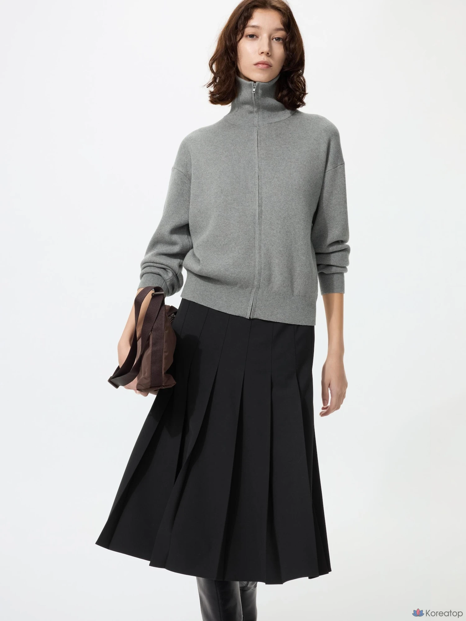 Юбка-миди Uniqlo Wide Pleated Midi Skirt, короткая длина 67-71 см