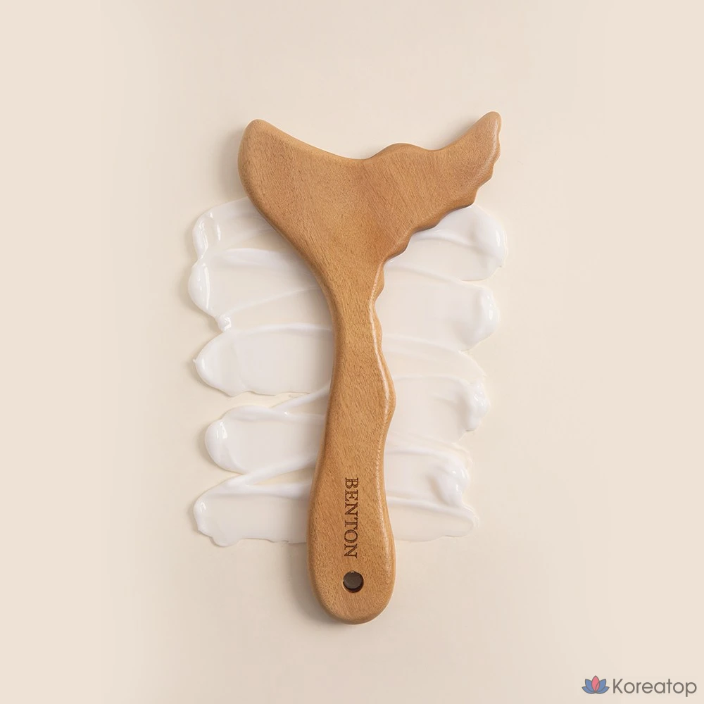 Массажер для тела Benton Body Guasha, деревянный, 1 шт.