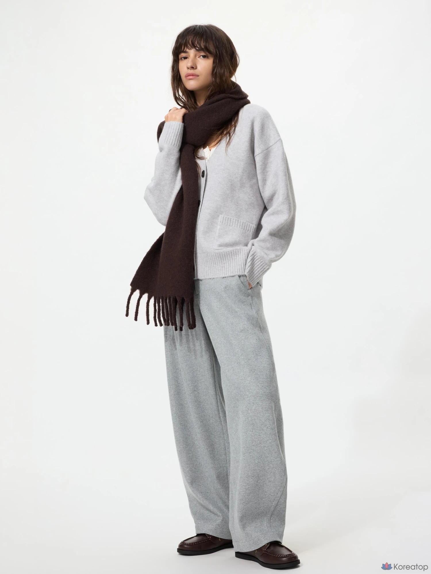 Брюки Uniqlo Brushed Jersey Barrel Leg Pants, длина 70–74 см