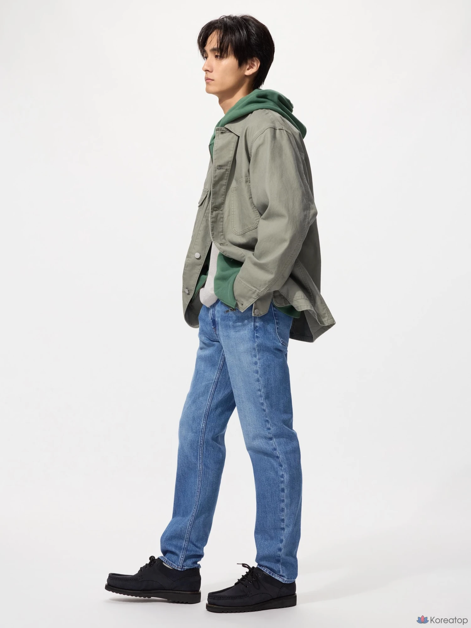 Джинсы Uniqlo Slim Straight