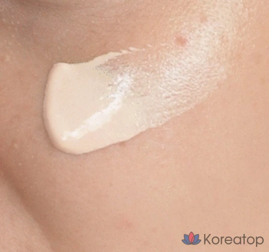 Солнцезащитный крем D'alba Waterfull Tone-Up Sunscreen Cover Beige SPF50+ PA++++, 50 мл, 1 шт.