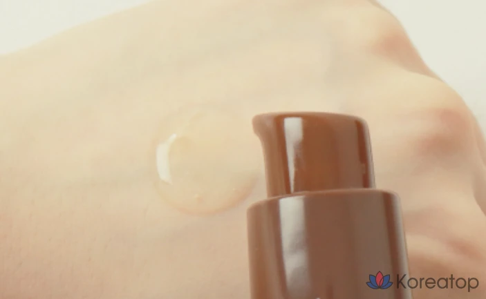 Набор из 3 комплектов: тоник для лица Tony Moly Ultimate Blend Black Propolis 3.3 Water Glow Toner 140 мл + 20 мл + эмульсия 140 мл + 20 мл., фото 3