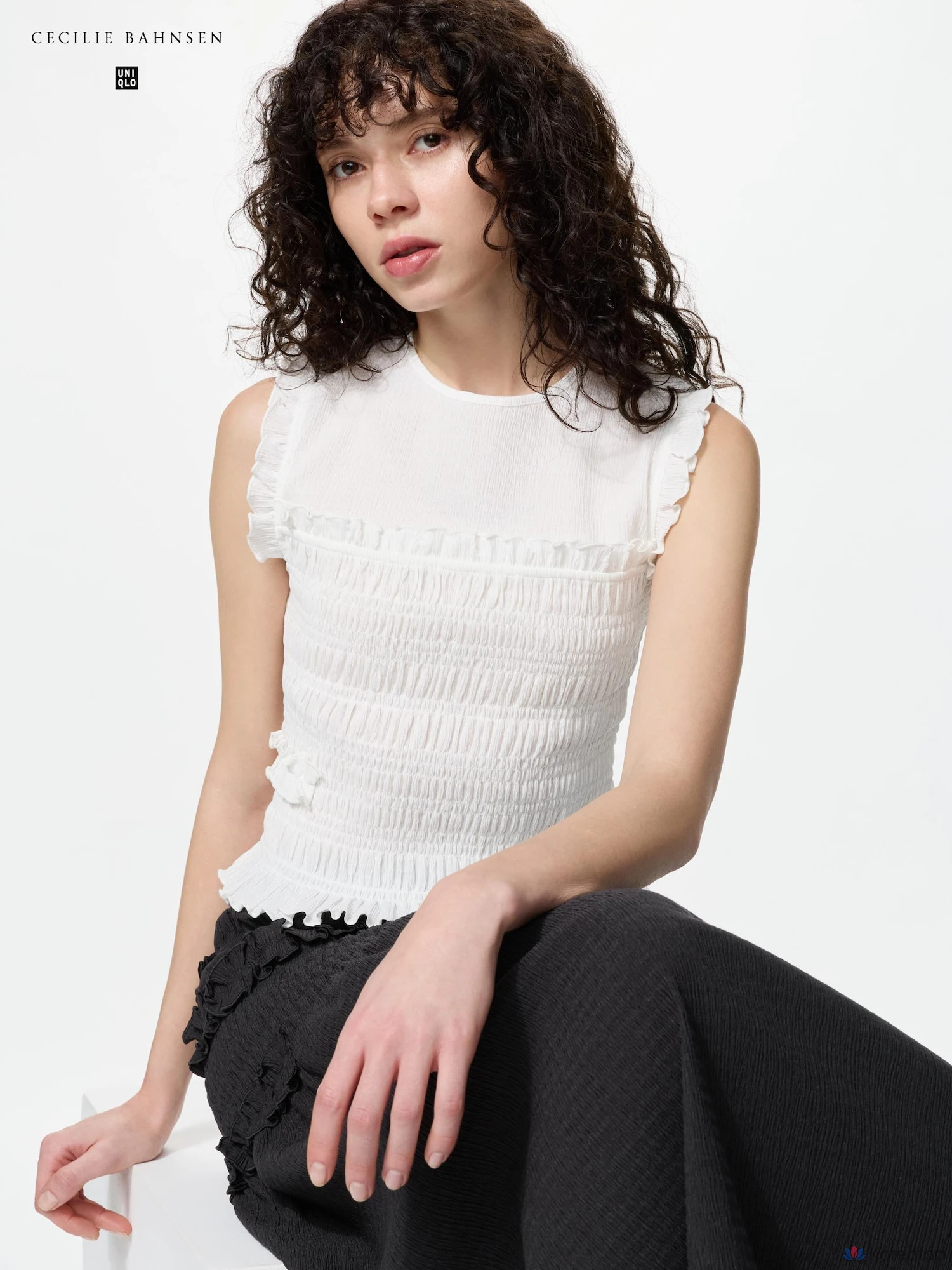 Футболка без рукавов Uniqlo Shirring T (Sleeveless)