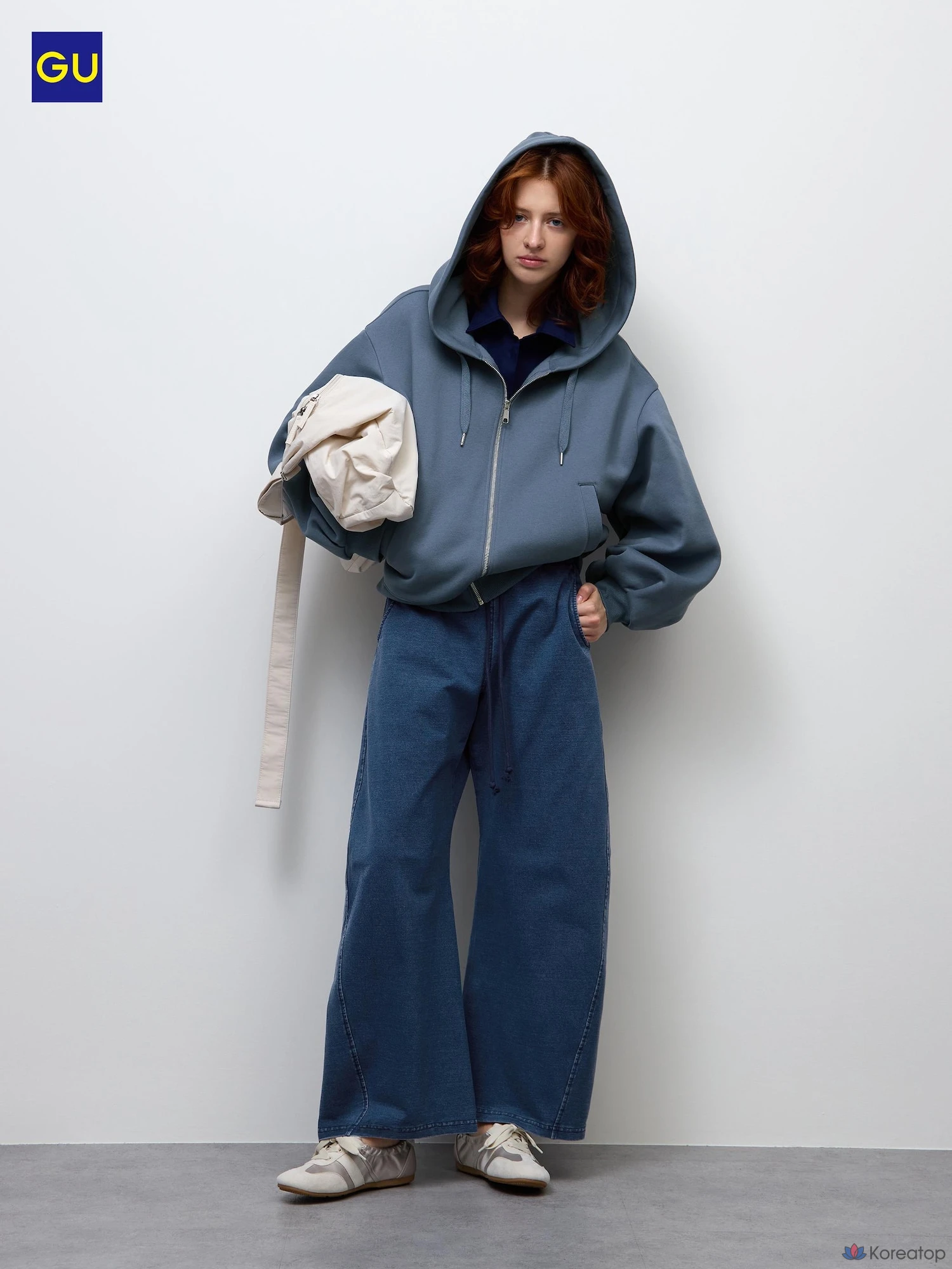 Брюки Uniqlo Denim Sweat 3D Barrel Pants
