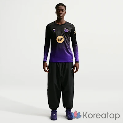 Футбольная футболка мужская Nike FC Barcelona 2026/27 Stadium Away Kobi Dri-FIT Long-Sleeve Replica Jersey, фото 4