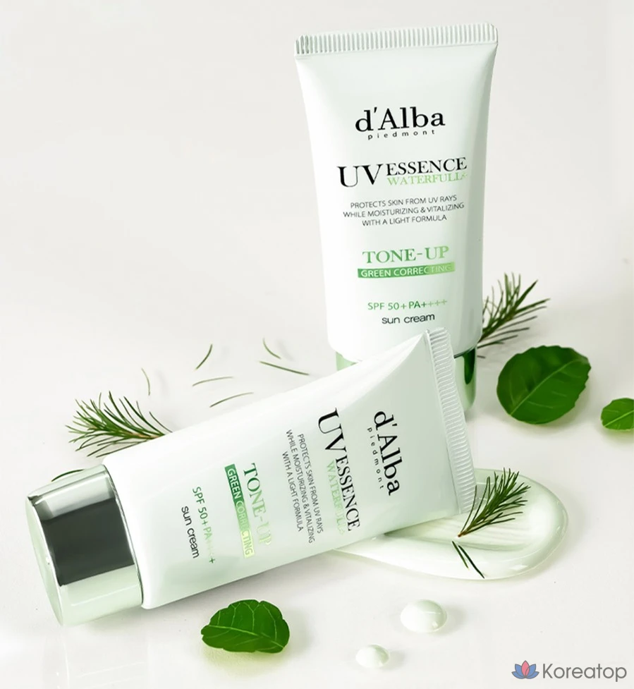 Солнцезащитный крем D'alba Clean Tea Tree Liposome Tone-Up Sunscreen Green SPF50+ PA++++, 2 шт., Очищающая сыворотка, 3 шт., 1 шт.